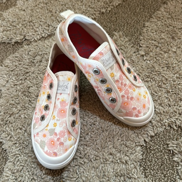 Blowfish Malibu kids size 1 slip on shoes NWOT - Picture 8 of 13